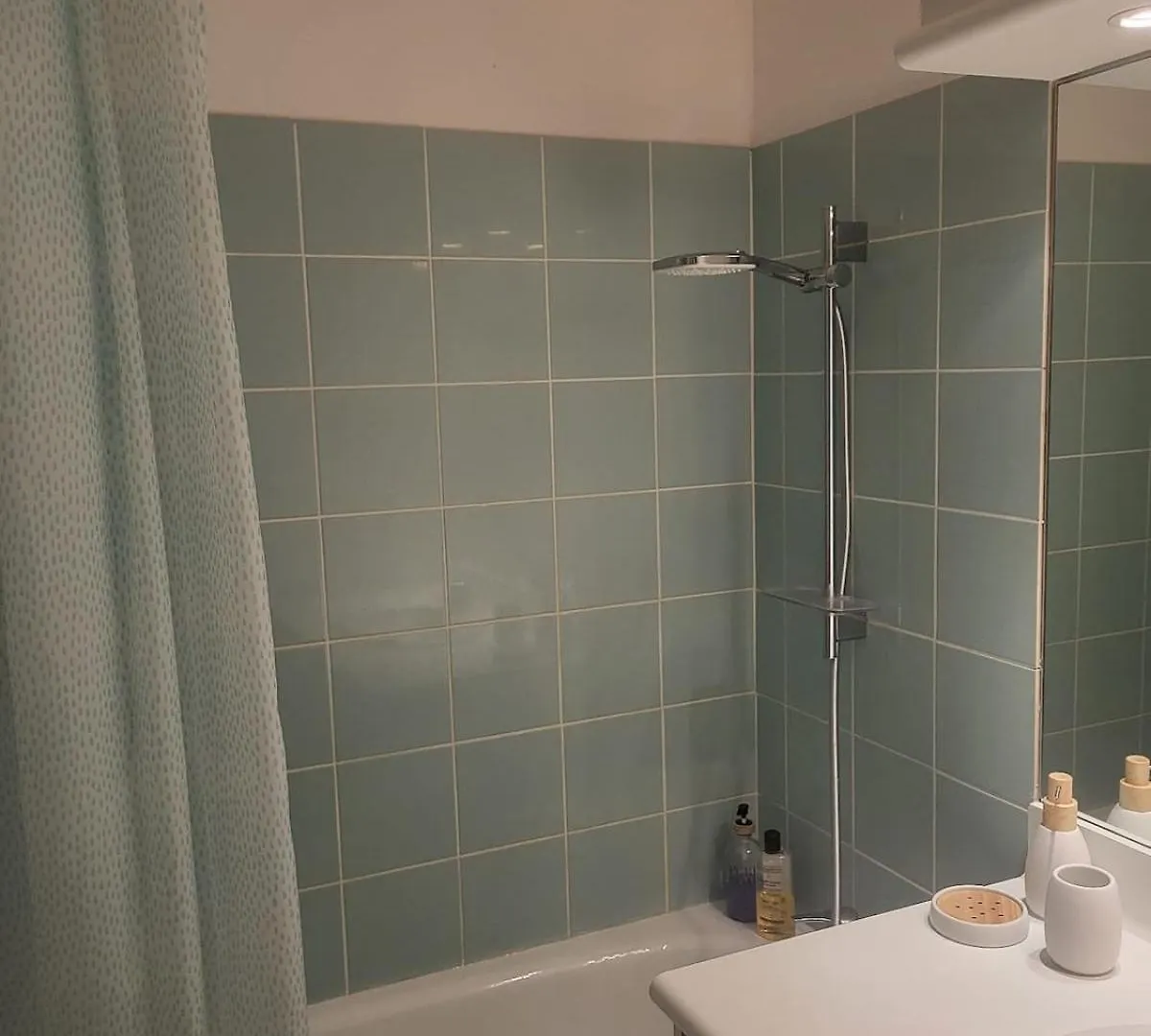 Appartement Dans Une Residence Avec Piscines Carantec Daire